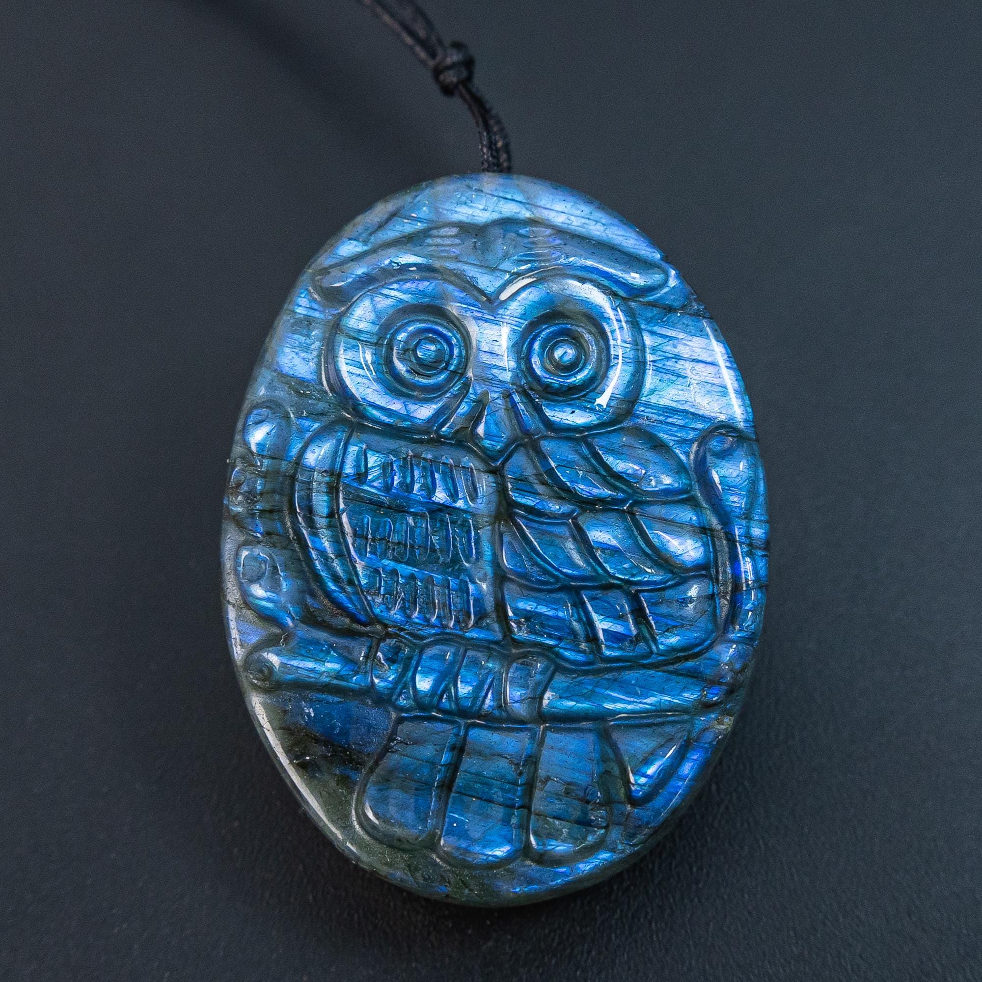 Genuine Natural Blue Flash Labradorite Adorable Standing Owl Pendant Grade AAA Gemstone Labradorite 