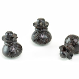 17x13MM Natural Ébano Preto Sândalo Artesanal Fuk Bolsa Sorte Contas Soltas 2 Contas (50764-251)