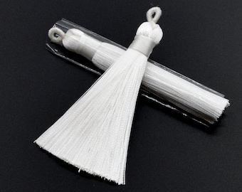 2 Pcs 3.54" / 9CM White Tassel 0.9CM Thickness Polyester Handcraft Tassels for Jewelry Design BULK LOT 2,4,6,12 and 50 (60838-051)
