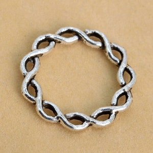 20MM Circle Connector Charm Antique Tibetan Silver Tone Zinc Alloy Charm 8 Pcs Bulk Lot Options (61789-2054)