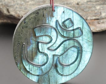 Genuine Natural Hand Carved Om Labradorite Pendant Grade AAA Gemstone Blue Flash Labradorite Necklace