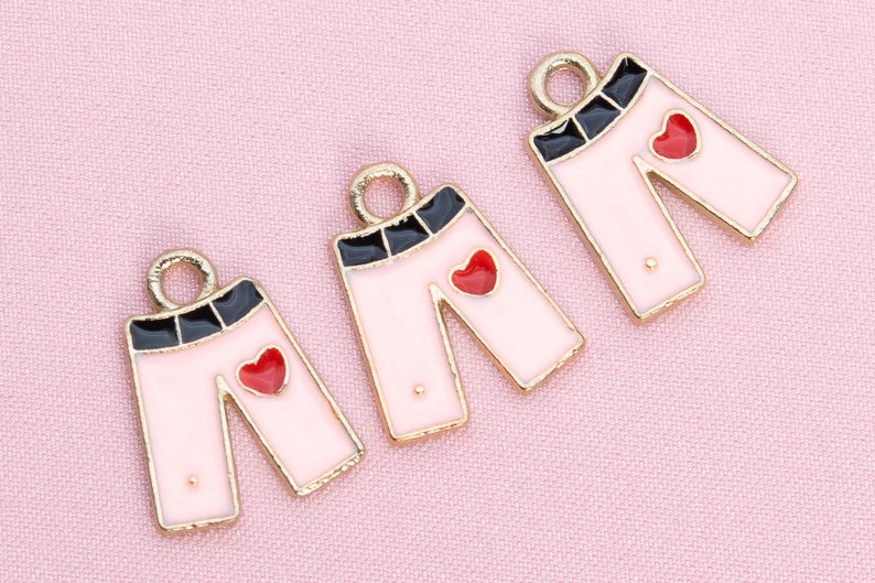 65582-3294 15x12x1MM Jeans Charm Gold Tone Pink Enamel With Red Heart 4 Pcs Bulk Lot Options