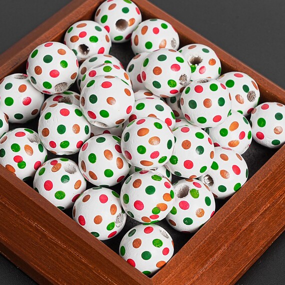 Christmas Beads 5 Pcs Red & Green Dots Bubblegum White Wooden