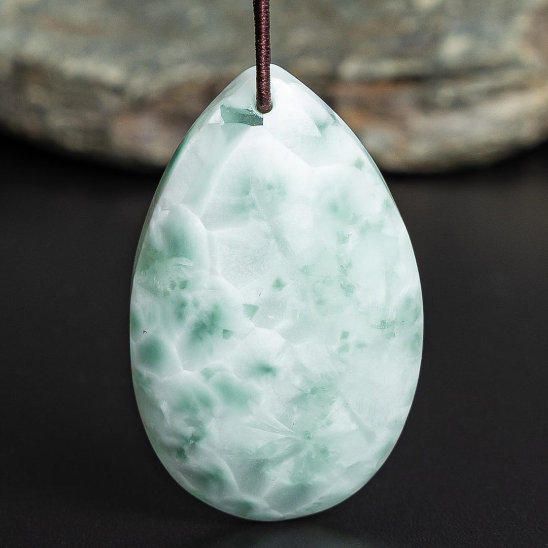 グリーンムーンストーン グリーンムーンストーン 3.955ctルース