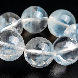 UN SEUL bracelet de perles de quartz en cristal transparent avec aiguilles bleues de 12 mm, qualité AA, véritable pierre ronde naturelle de 20 cm (8 po.) (122852h-1396)