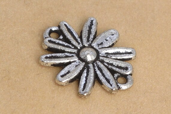 16x13mm Daisy Connector Charm Antique Tibetan Silver Tone Zinc