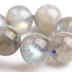 9MM Labradorite Bracelet - Natural Labradorite Stone Stretch Bracelet- Healing Labradorite Crystal Yoga Bracelet -Spiritual Protection Gift