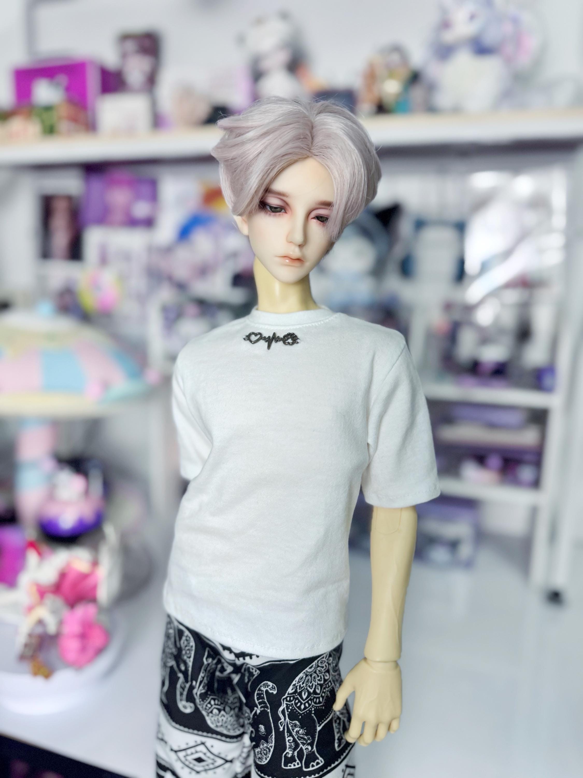 SD BOY white t-shirt