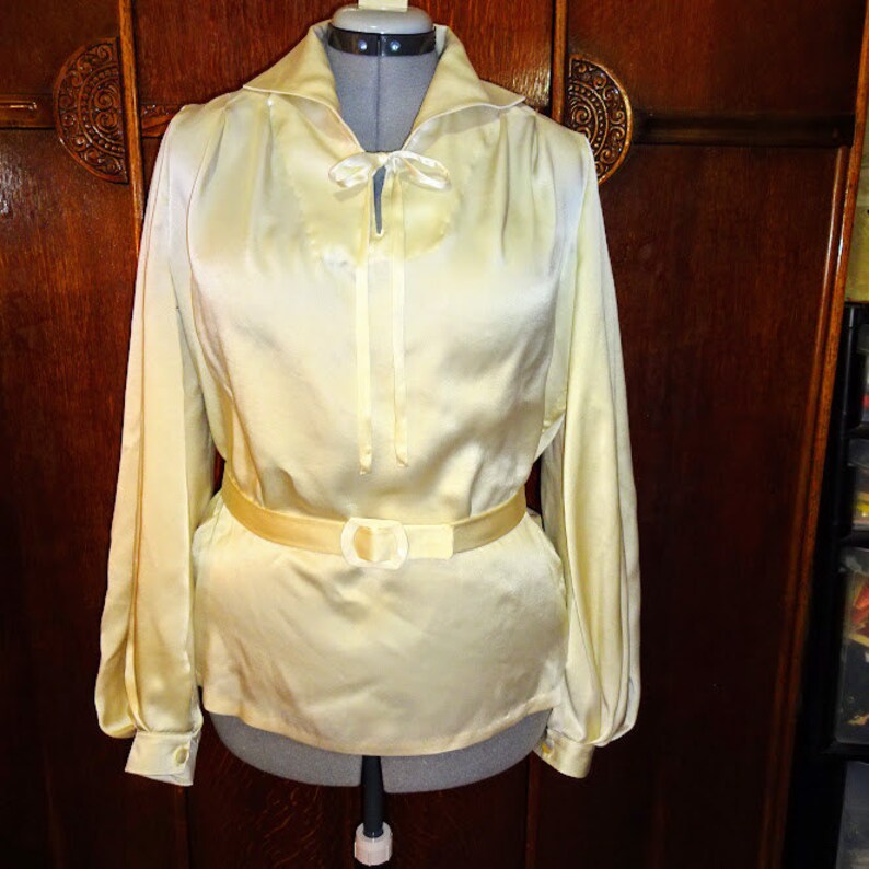 1930s style blouse