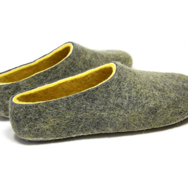 Unisex sheep wool slippers, Grey Yellow, organic slippers non slippery. Warm Christmas gifts for all family