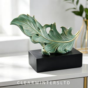 Escultura de resina de lujo con forma de pluma, adorno moderno para el hogar, figura decorativa para la sala de estar, consola de TV, mesa de entrada, regalo