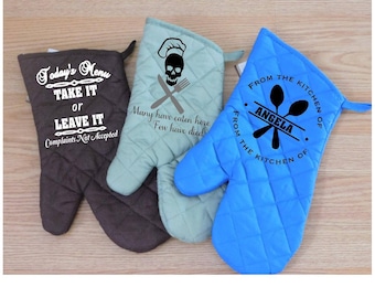 Juegos de regalo de manoplas de horno personalizadas y divertidas con frases: regalos de inauguración de la casa y regalos de boda.