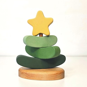 Personalized Wooden Stacking Toy – Handmade Montessori Christmas Tree – Custom Natural Wood Holiday Gift for Toddlers