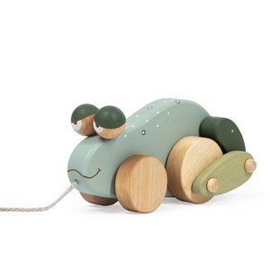 Eco-friendly Wooden Pull Toy Frog, Handmade & Hand Painted for Play and Discovery image 3