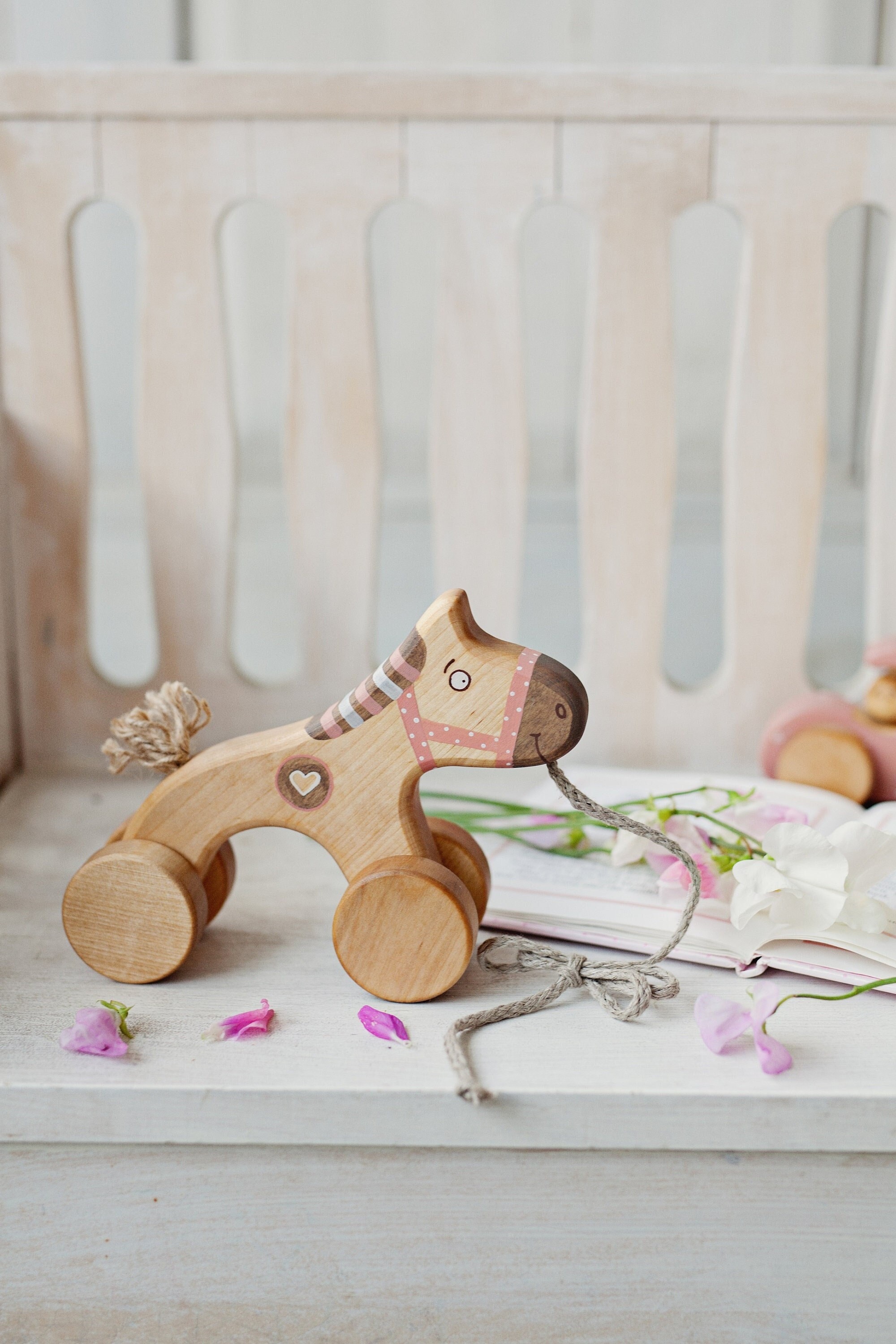 Cadeau fille de 2 ans, Licorne jouet à tirer en bois personnalisé