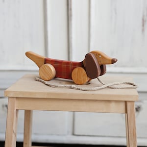 Wooden Dog Pull Toy, 1st birthday gift, Dachshund Toy image 4