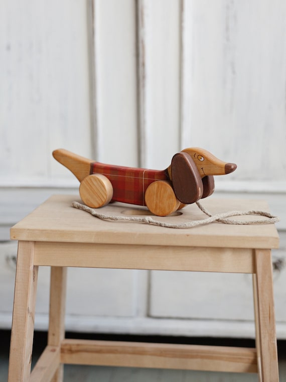 Wooden Dog Pull Toy for Kids Pull Along Toy for 1 Year Old Wooden