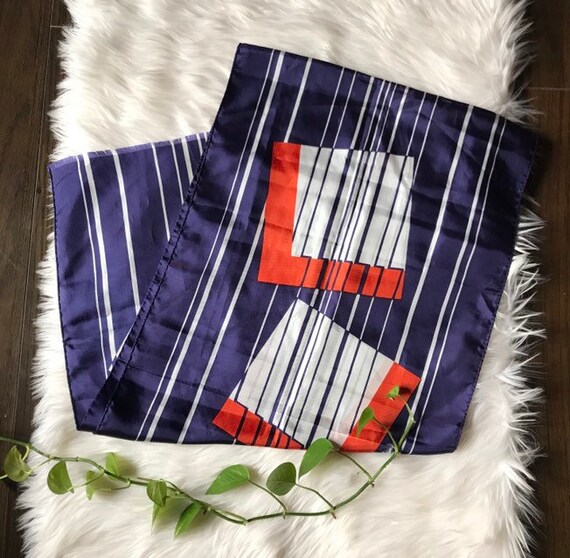 Vintage Long Rectangular Scarf  with Geometric De… - image 6