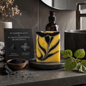 Nuit Claire – koudgeperste zeep met patchouli en actieve kool – handgemaakte plantaardige zeep – zeep met houtachtige geur – SABOU