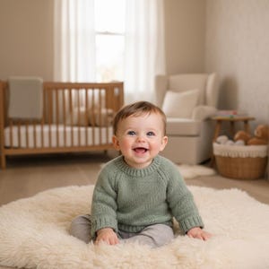 Modello per maglione per neonati Sweet Sprout – Raglan senza cuciture dall'alto verso il basso (download PDF)