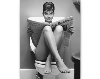 Audrey Hepburn leyendo el periódico en el baño, pose icónica, lienzo decorativo vintage divertido, listo para colgar, 3,17 cm de profundidad, n.° Y-609