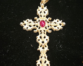 Avon Gold-Tone Vintage Cross Pendant Faux Red Stone Ornate Filigree pendent