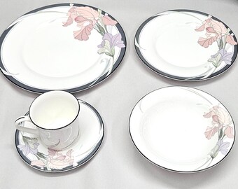 Noritake New Decade Café Du Soir 5-Piece Set Plates Bowl Cup Floral Pattern 9091