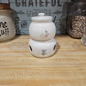 Vintage International China Stoneware Potpourri Warmer With Lid Marmalade Goose