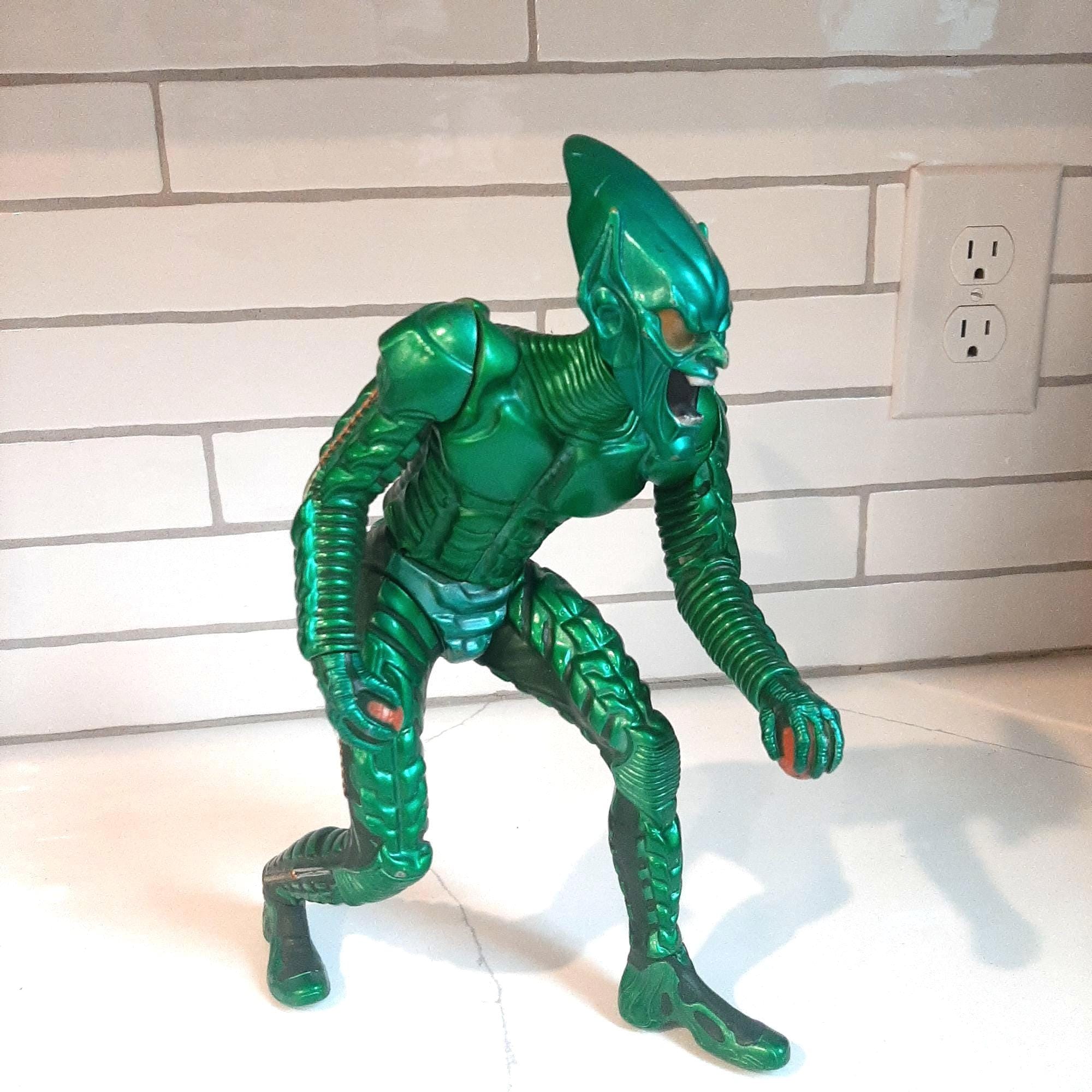 2002 Toybiz Marvel Green Goblin Figure Spiderman Movie 12