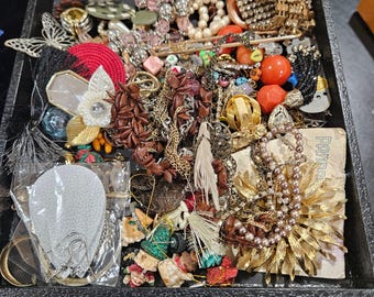 Mixed Vintage Modern Costume 100% Craft Jewelry Lot Upcycle Arts Crafts 1lb #6