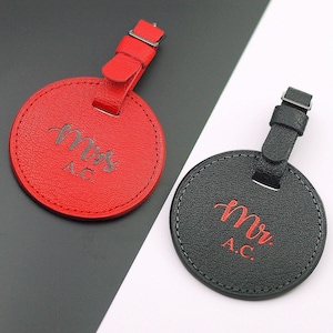2 pcs Personalised Round Mrs. and Mr. Leather Luggage Tags