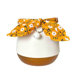 Cat Collar with Pointy Bow, Daisy Sunshine Flowers Trendy Cute Breakaway Kitten Collars with Optional Bell image 1