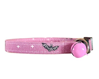 Halloween Cat Collar, "Pastel Bats -Purple" Whismigoth Bat Breakaway Kitten Collar, Cute Soft Cat Collars Pastel Purple