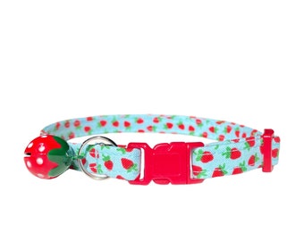 Strawberry Cat Collar, Blue and Red Vintage Inspired Print, Breakaway Kitten Collar