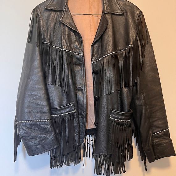 Vintage 70 woman’s leather fringe jacket