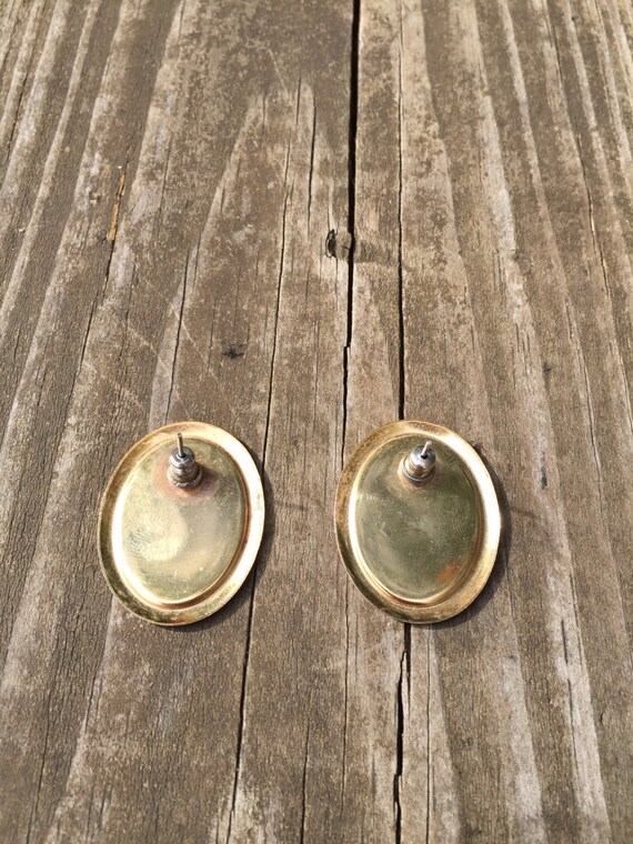 Vintage Green & Beige Gold Metal Earrings - image 2