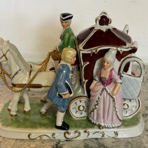 Capodimonte Horse and Carriage - Etsy