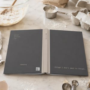 Herdenkingsdagboek | Dingen die ik niet wil vergeten. | Notitieboekje voor herinnering en gedenktekens, 150 gelinieerde en geperforeerde pagina's | Cadeau bij verlies van een partner