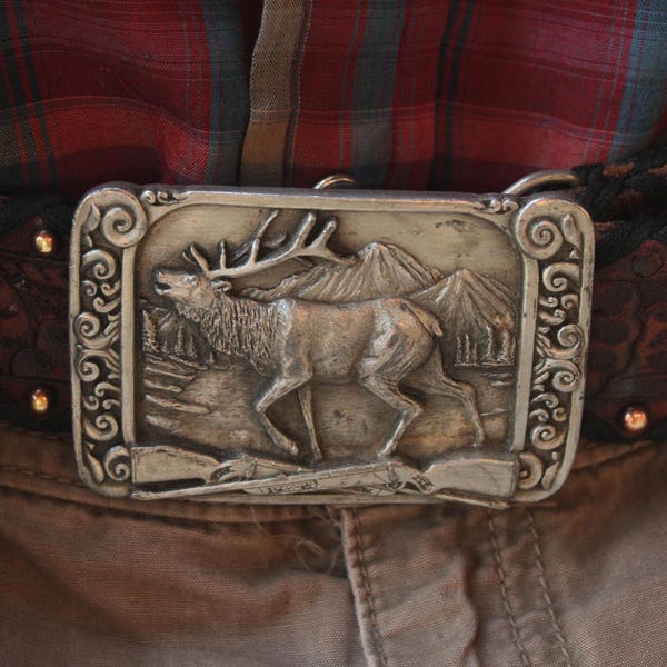Vintage 1984 Elk Hunt Belt Buckle Solid Pewter