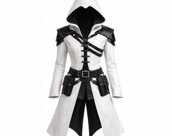 Weißer Leder Trenchcoat mit Kapuze | Assassinen Style Cosplay Jacke | LARP Renaissance Kriegerin Kostüm
