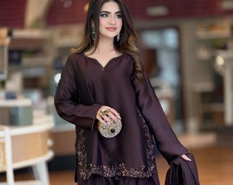 Traje Farshi Shalwar de seda hecho a mano, traje pakistaní, atuendo étnico indio, ropa formal de lujo modesta.