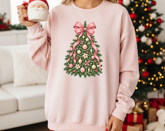 Weihnachtspullover Damen – Retro Christmas Tree Sweatshirt mit Weihnachtsbaum und rosa Schleife, Weihnachtspulli, Christmas Sweater