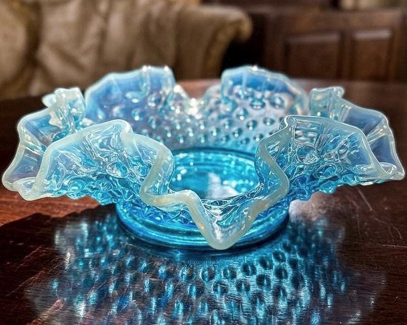 フェントン ブルーボウル Fenton Blue Opalescent Ruffled Edge Bowl - Etsy
