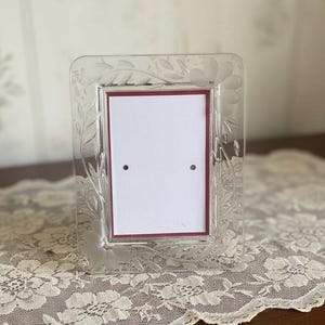 PRINCESS HOUSE Picture Frame - Vintage Heritage Romance - Etched Floral 24% Lead Crystal - Made in Germany/France