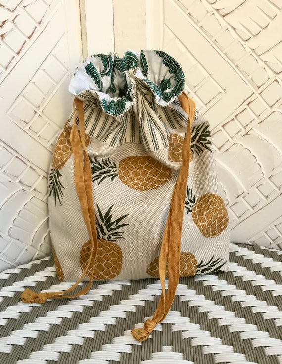Drawstring Pineapple Bag, Tropical Style Travel Bags, Fully Lined Cotton  Canvas Laundry Bag, Drawstring Craft Bags, Sewing Crochet Knit Bags 