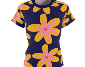 Camiseta retro con estampado floral integral, camiseta de verano con margaritas amarillas y rosas.