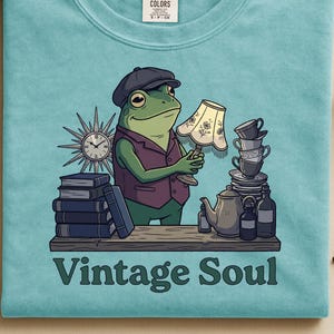 Imagen PNG de alma vintage, ilustración de rana de segunda mano estilo cottagecore para diseño de ropa.