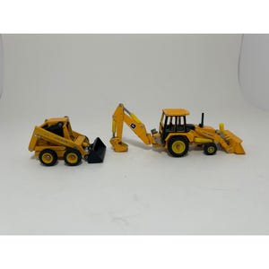 John Deere Diecast Construction Set 675 Skid Steer and Backhoe Loader Yellow