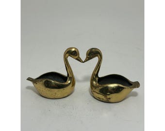Vintage Gajmoti Delta aus massivem Messing Swan Figuren Paar Made in India Gold Decor