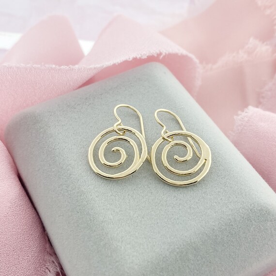 Yellow Citrine Swirl Coil Design Sterling Silver Drop Earrings Yellow Citrine Swirl Coil Design Sterling Silver Drop Earrings